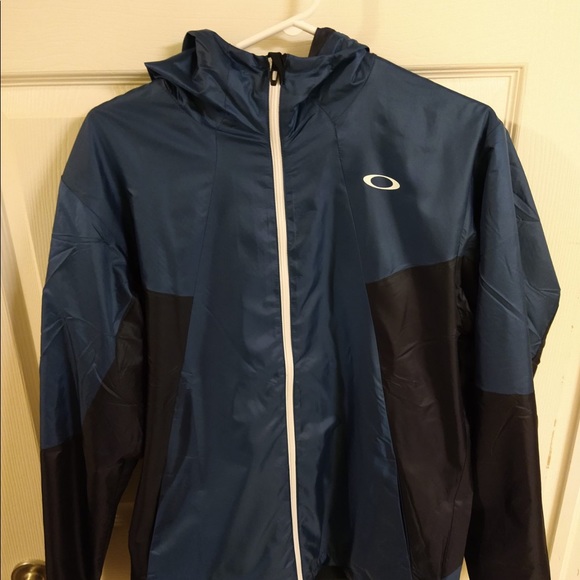 Oakley men’s jacket. Brand new! - Picture 5 of 5